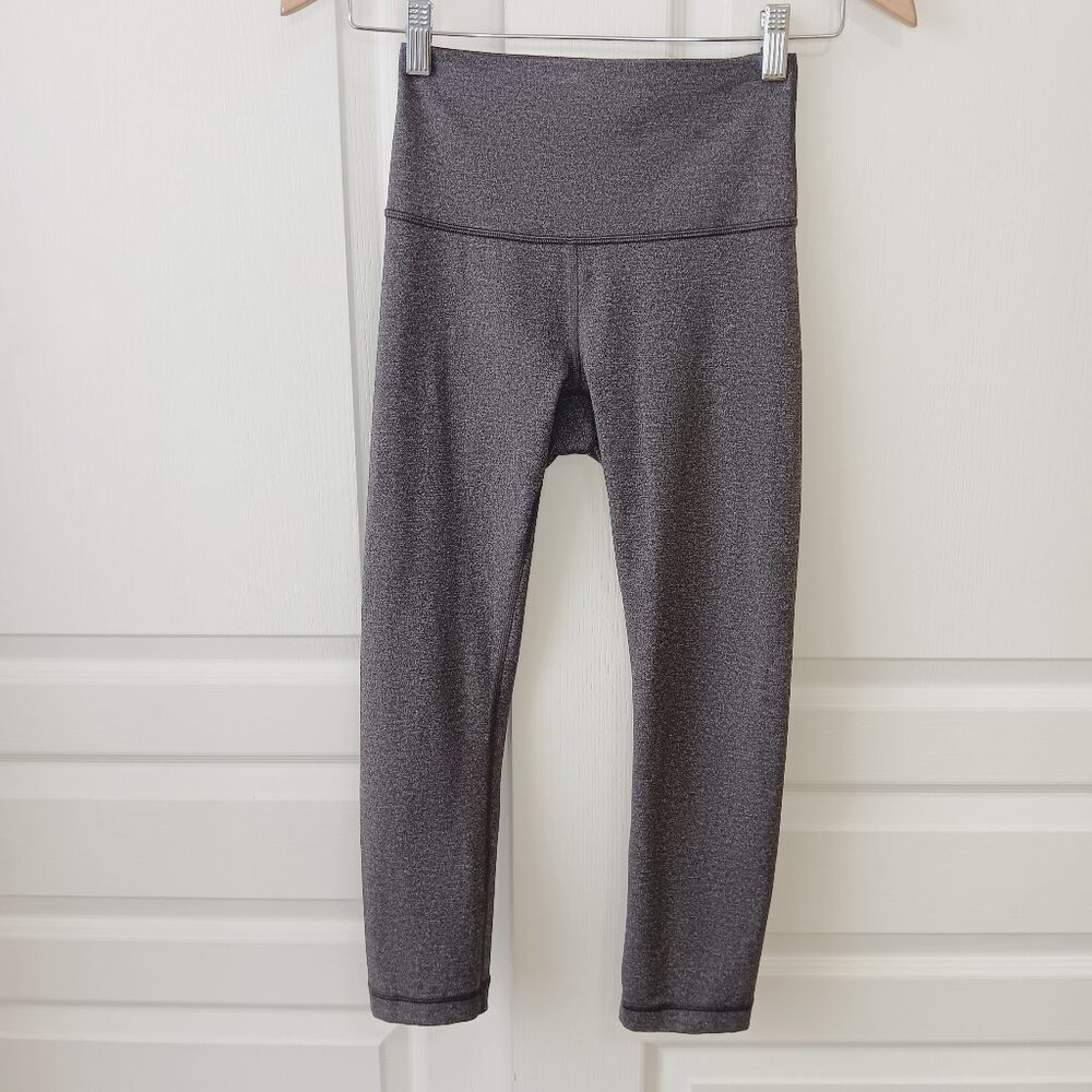 lululemon Women's Heathered Black Wunder Under Crop (High-Rise) Size 4